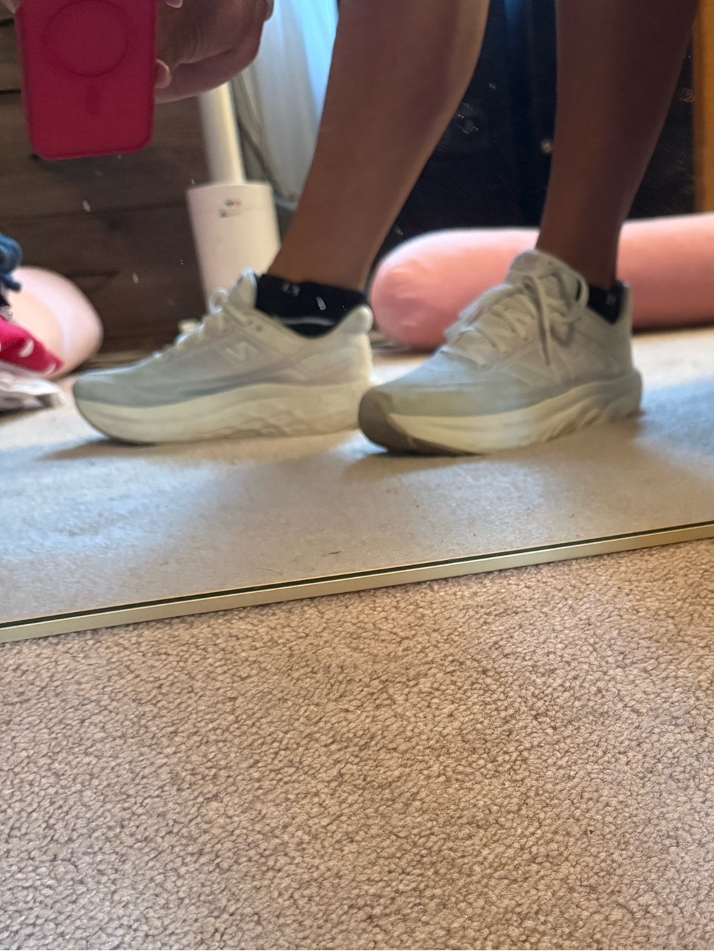 New Balance Tennis Shoes - Picture 7 of 8